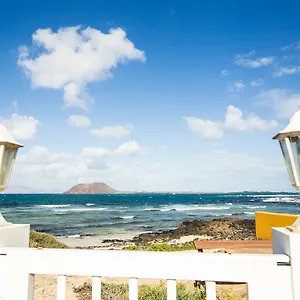 remos-amazing-villa-with-ocean-view.hotelsfuerteventura.org/